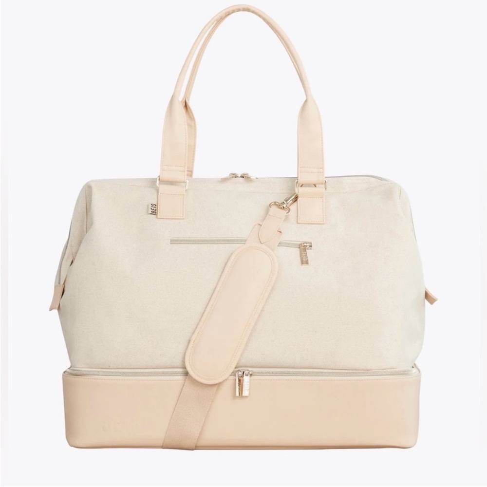 The weekender in beige